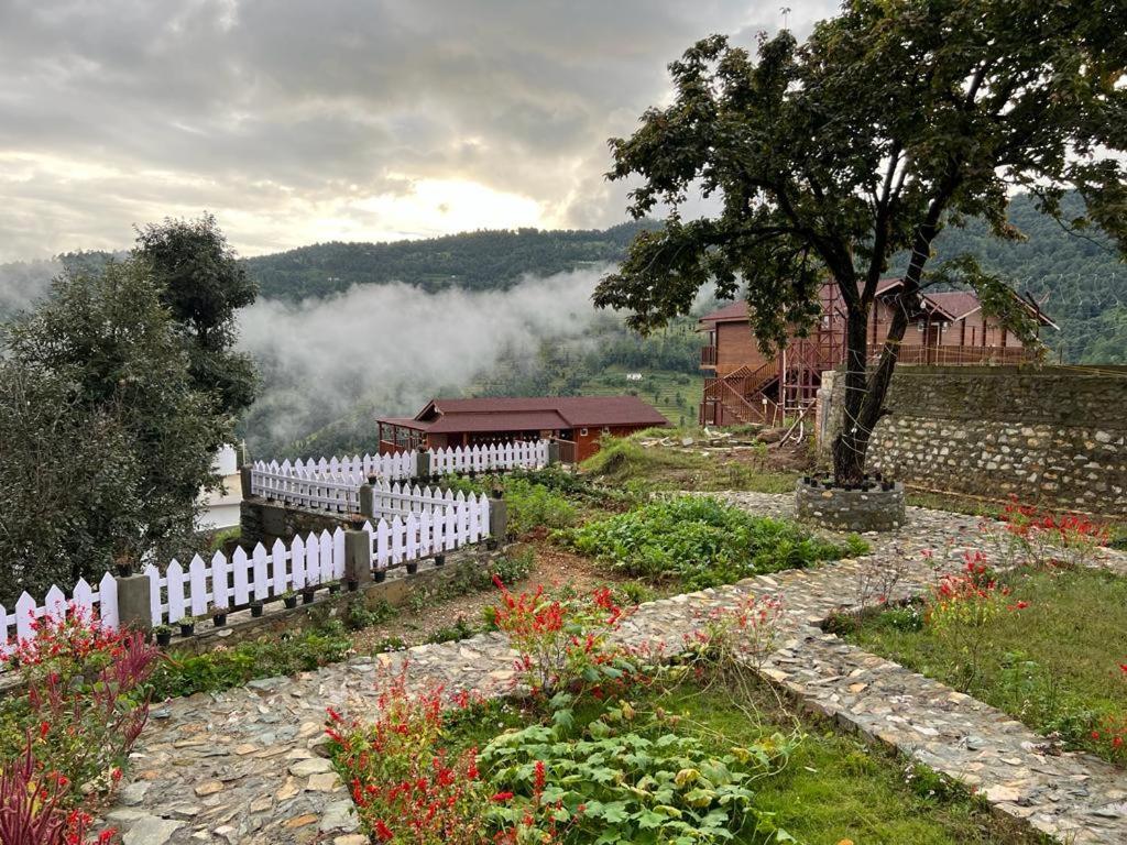 Vanprastha Resorts Dwarahat المظهر الخارجي الصورة